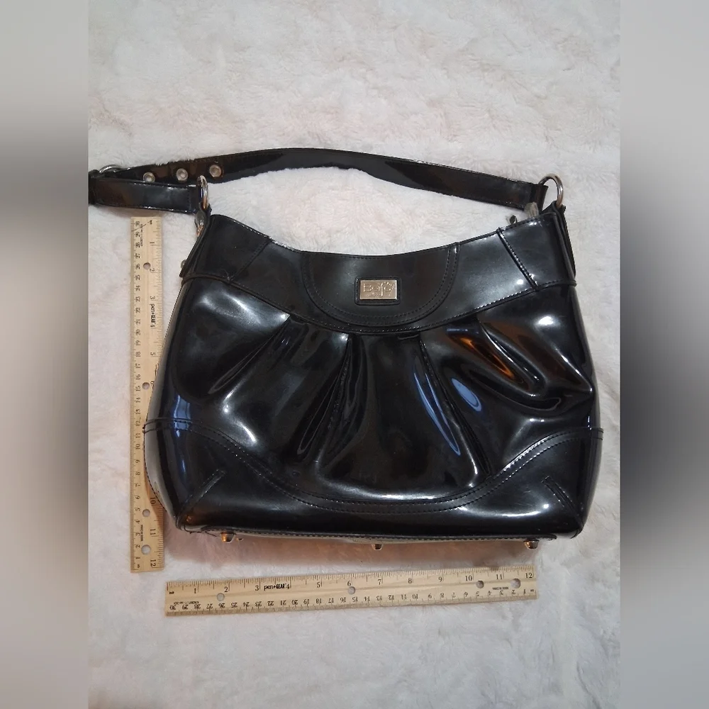 Elegant Black Women's Bag - Picture 2 of 5